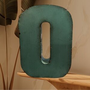 ‼️TEAL RUSTIC METAL LETTER “O” 10” TALL WALL DECOR/STAND UP HOME DECOR
